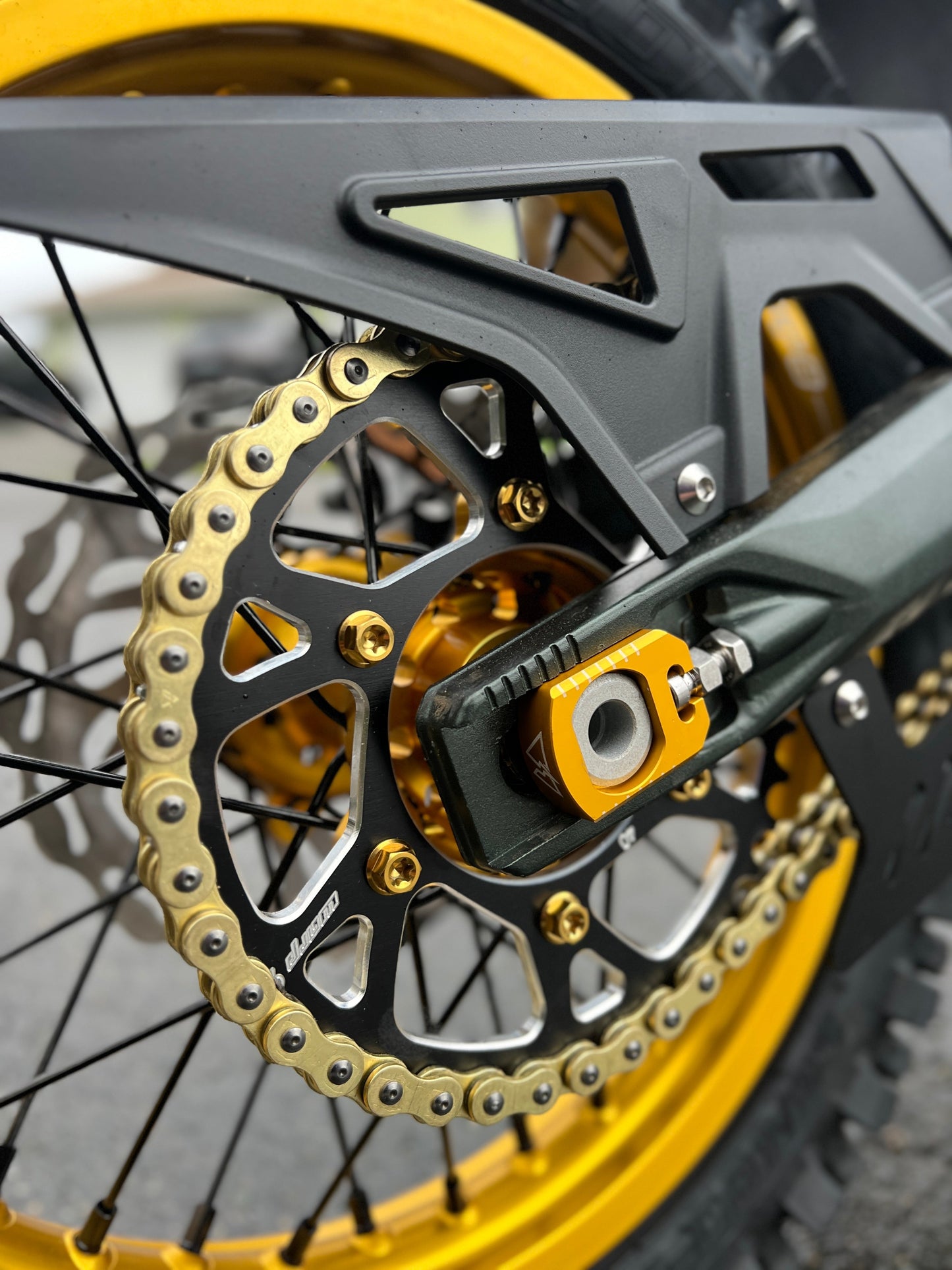 PSM Surron Ultra Bee Axle Blocks