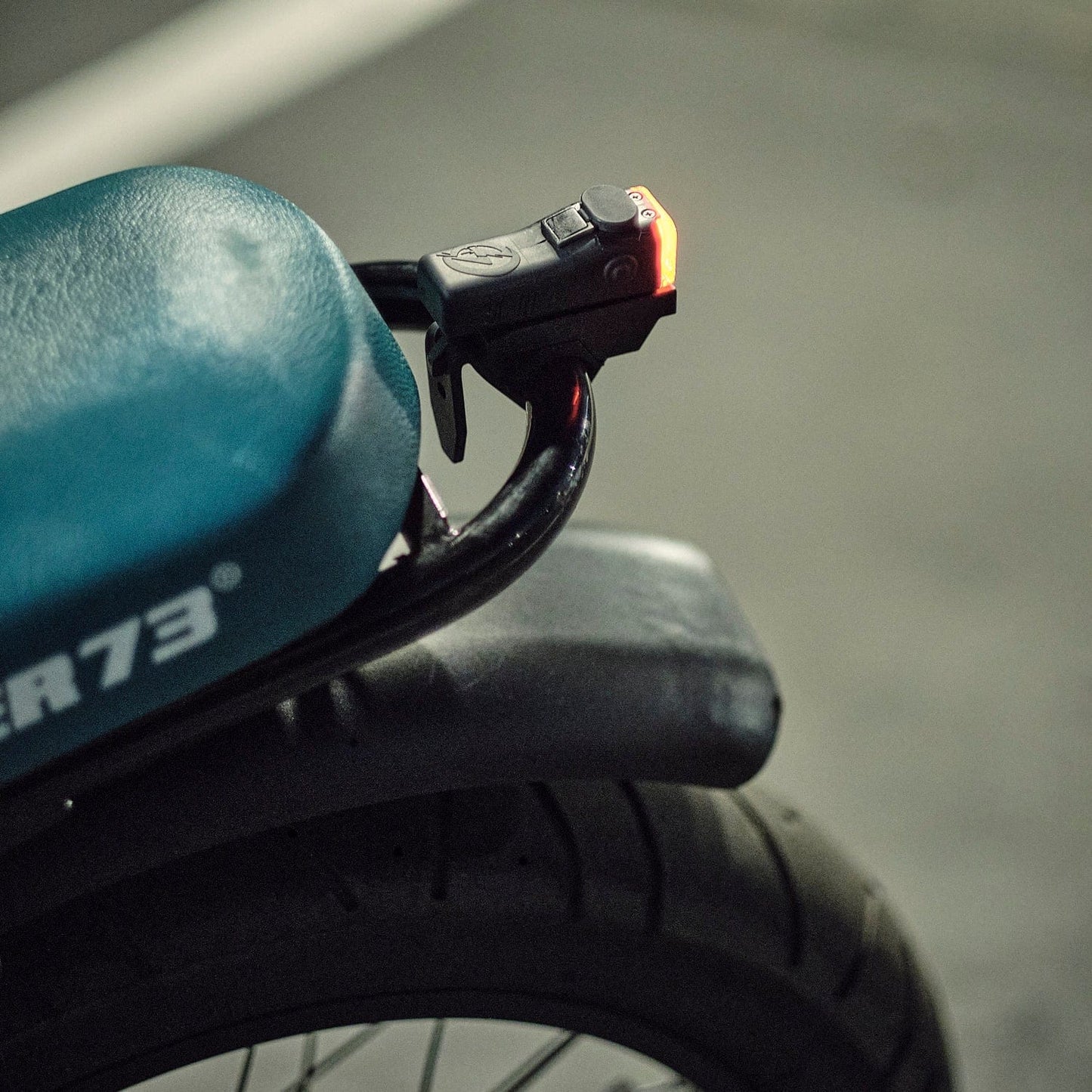 SL-1000+ Headlight & SL-R1+ Brake Light Bike Bundle